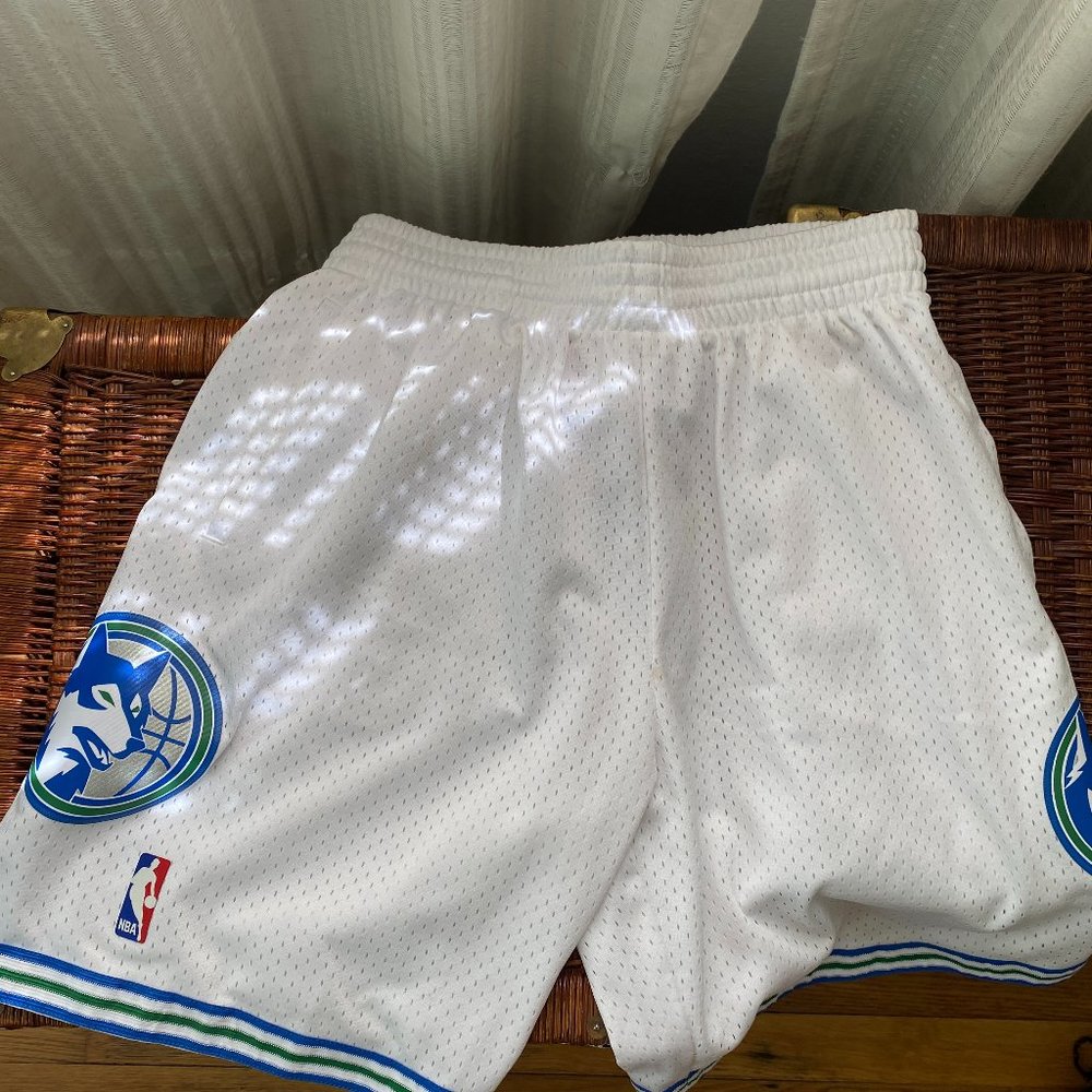 mitchell and ness timberwolves white shorts